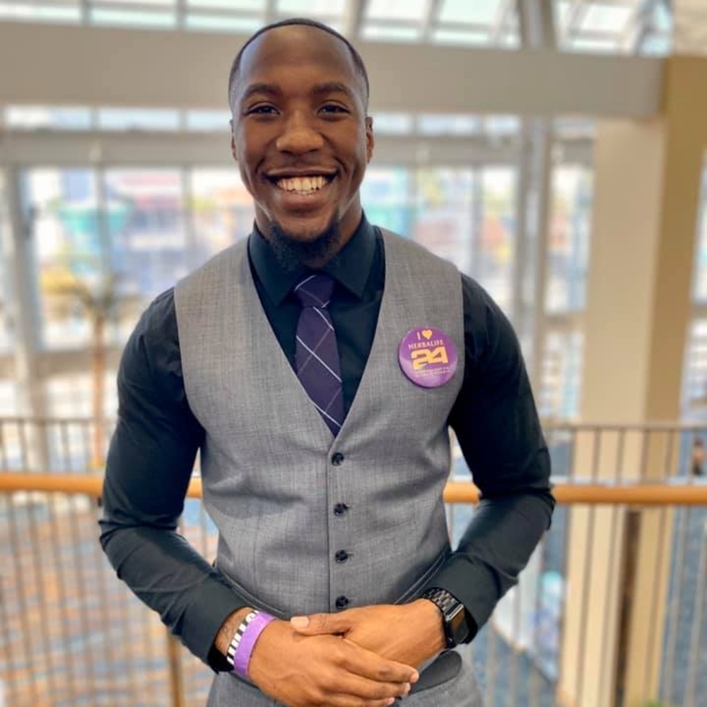 Meet your Posher, Gerry